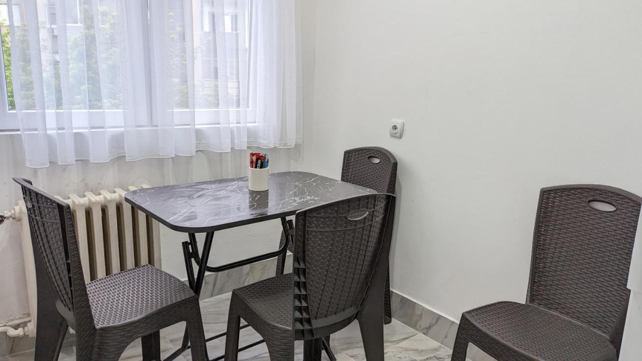 Main Square Apartment - Skopje Exterior foto